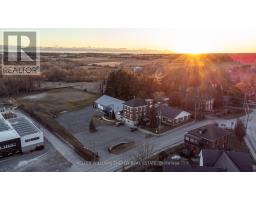 6 STANLEY ST, prince edward county, Ontario