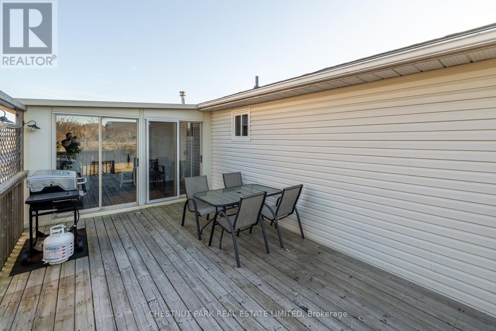 10 First Ave, Prince Edward County, Ontario  K0K 3L0 - Photo 34 - X8131234