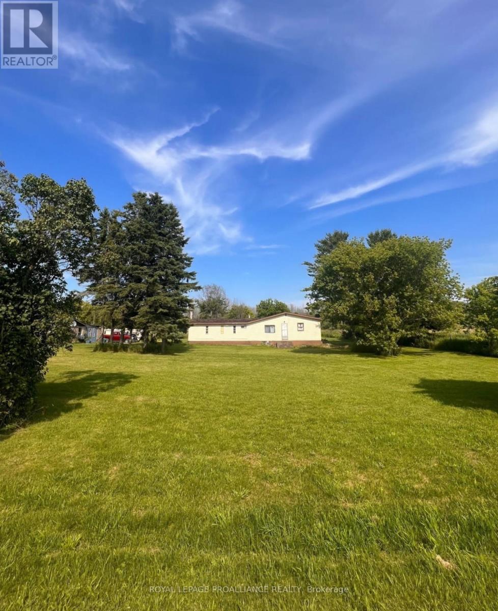 308 Quaker Road, Prince Edward County (Bloomfield), Ontario  K0K 1G0 - Photo 12 - X8475576