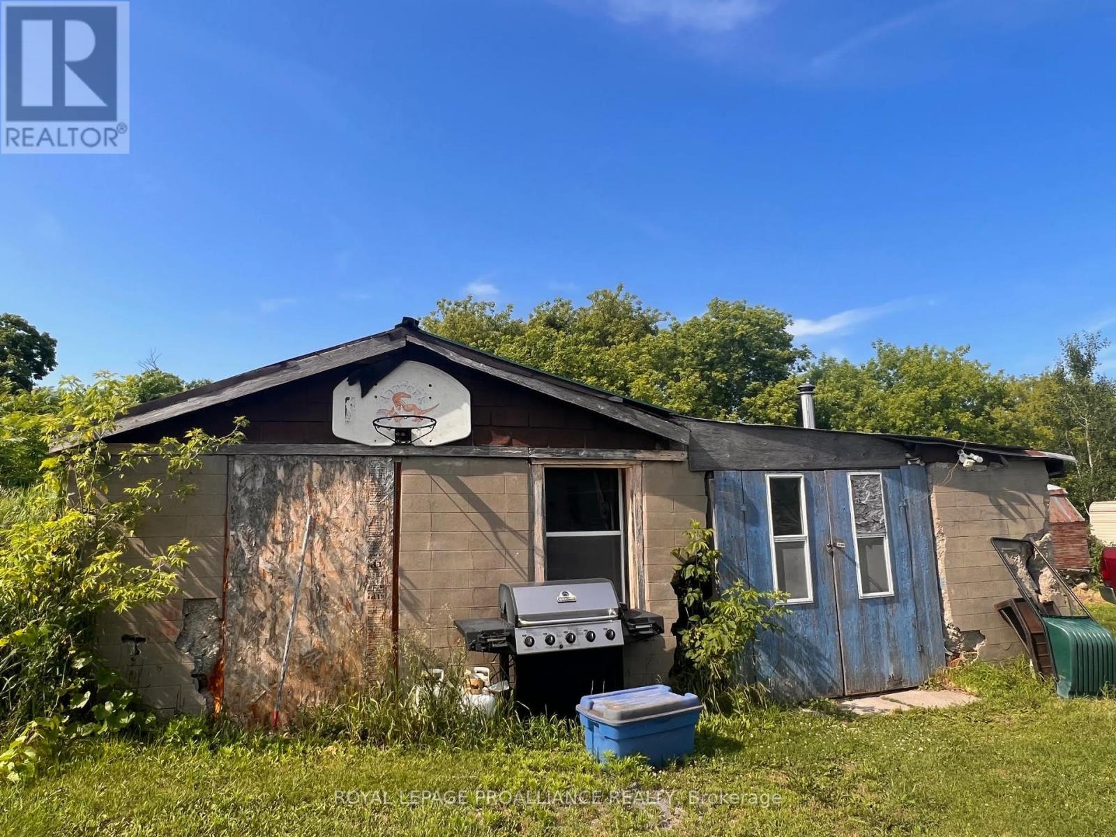 308 Quaker Road, Prince Edward County (Bloomfield), Ontario  K0K 1G0 - Photo 5 - X8475576