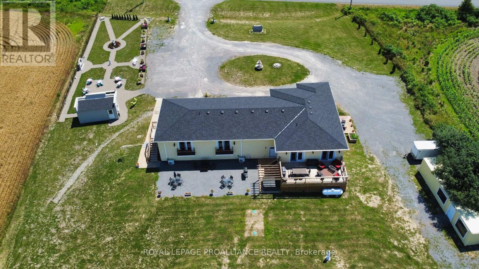 598 Swamp College Road, Prince Edward County (Hillier), Ontario  K0K 2J0 - Photo 3 - X9033938
