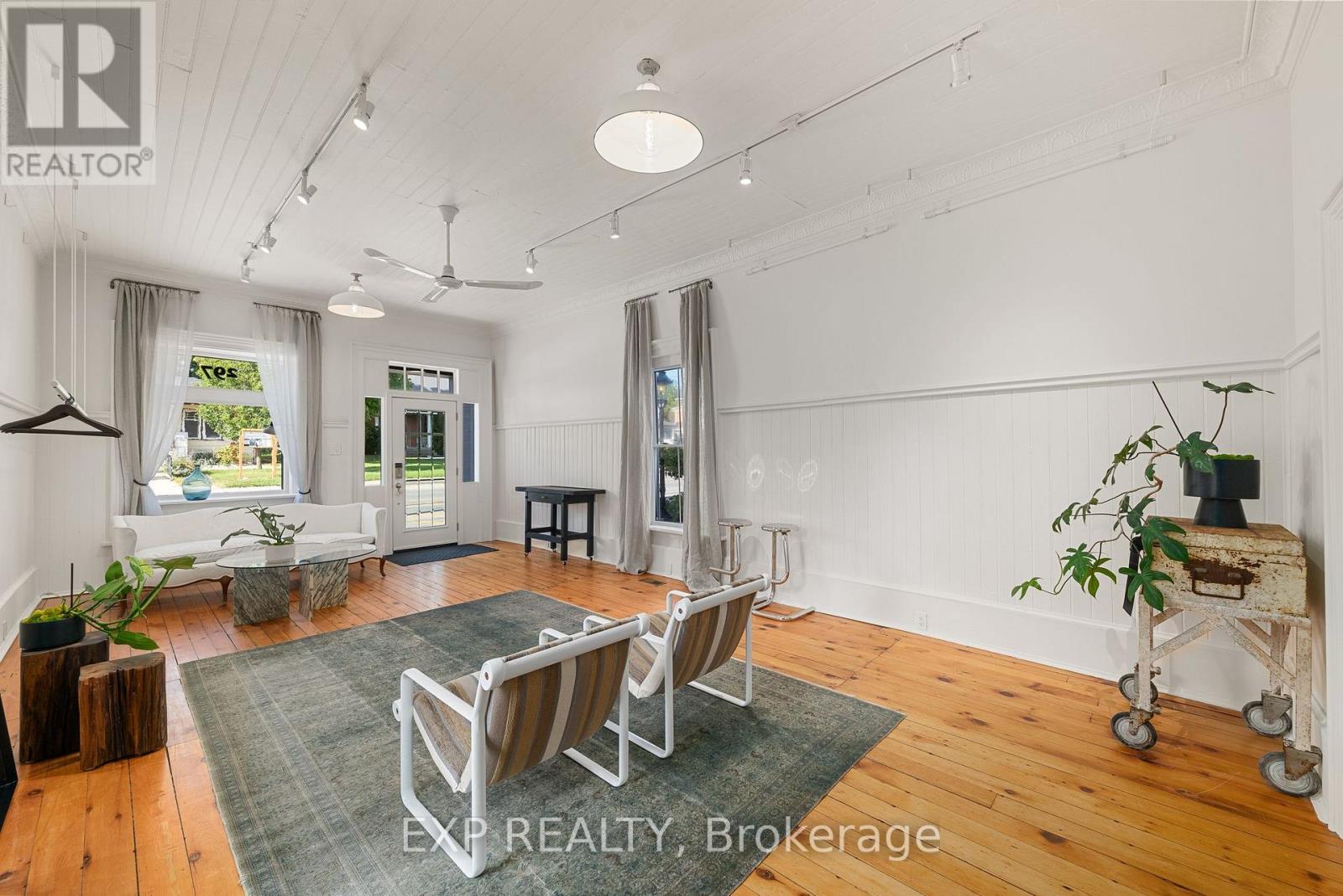 297 Main Street, Prince Edward County (Bloomfield), Ontario  K0K 1G0 - Photo 7 - X9378196